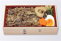 特製国産　牛すき焼き重
